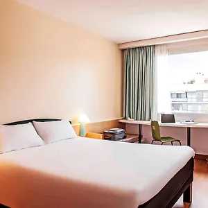 מלון Ibis Barcelona