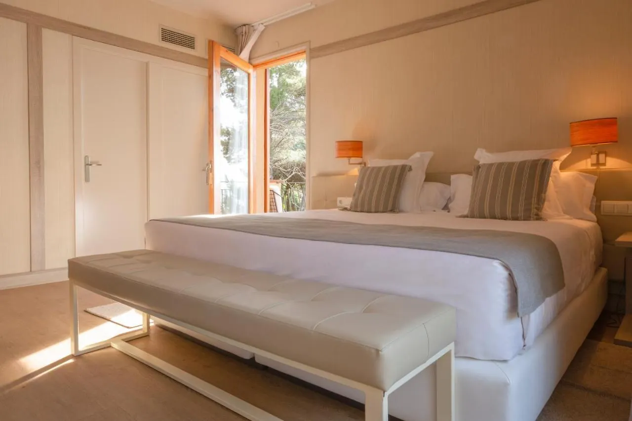 Hotel Santa Marta Lloret de Mar 5*,